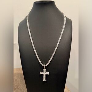 Elegant Silver Cross Pendant Necklace
